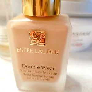 Estee lauder double wear stay in place makeup